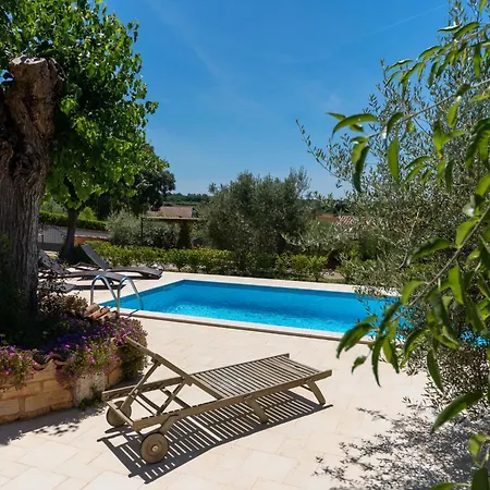 Petra By Interhome * Porec
