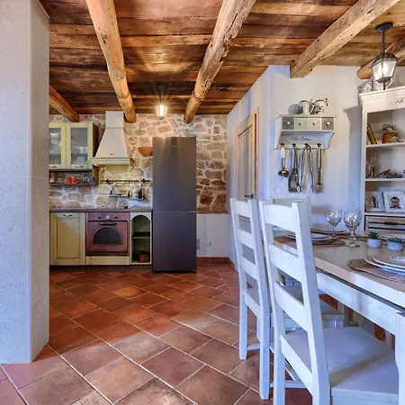 Holiday home Petra By Interhome