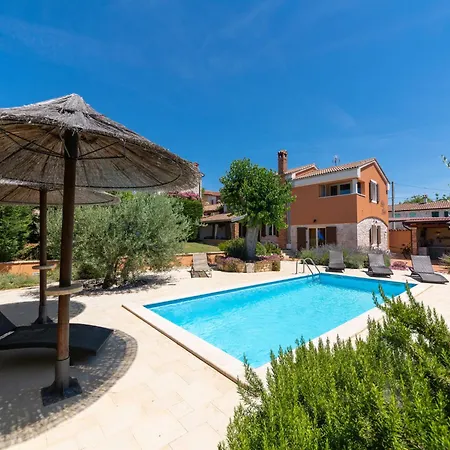 Petra By Interhome