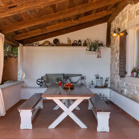 Holiday home Petra By Interhome