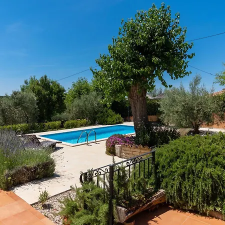 Petra By Interhome Porec