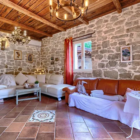 Holiday home Petra By Interhome Porec